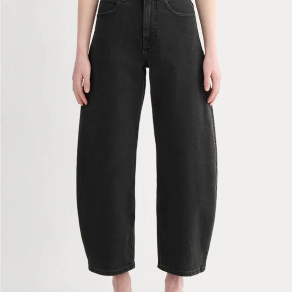 Everlane Women's Way-High Curve Jeans - High Rise Jeans - Black - Picture 7 of 8